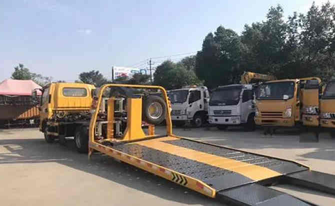 襄阳汽车中途维修案例